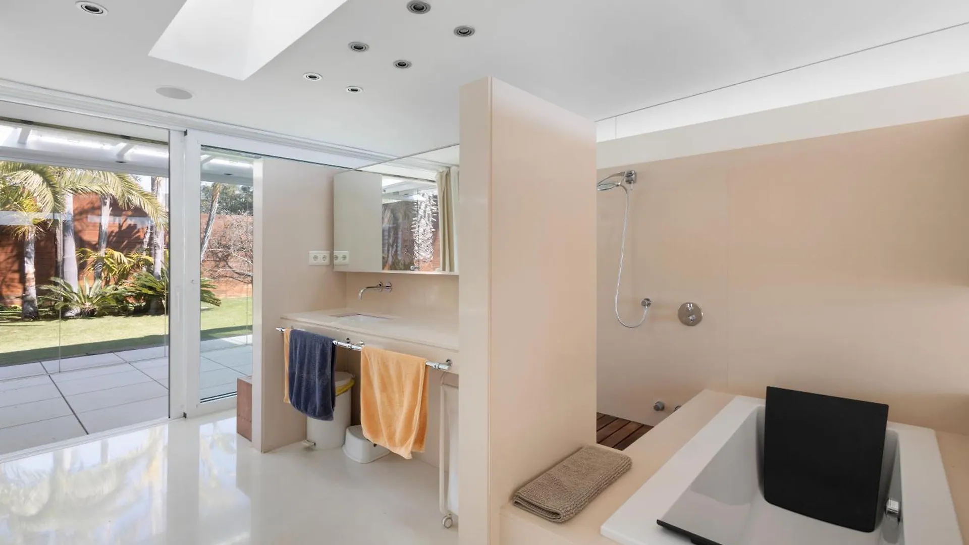 Villa Casa Nirvana - Penthouse Sitges