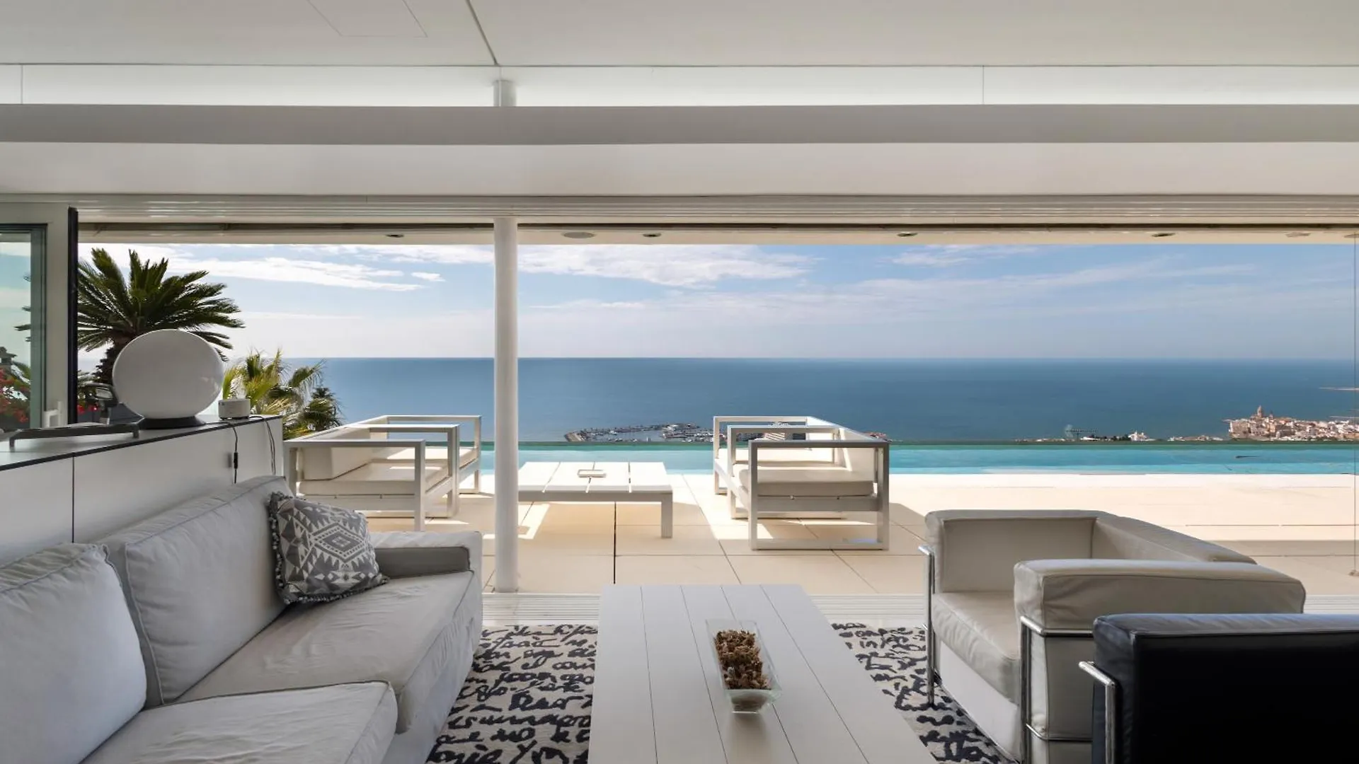 Casa Nirvana - Penthouse Sitges 0*,